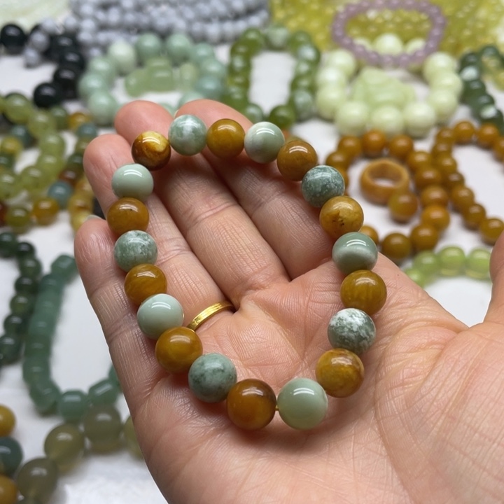 蛇纹石玉手串未镶嵌