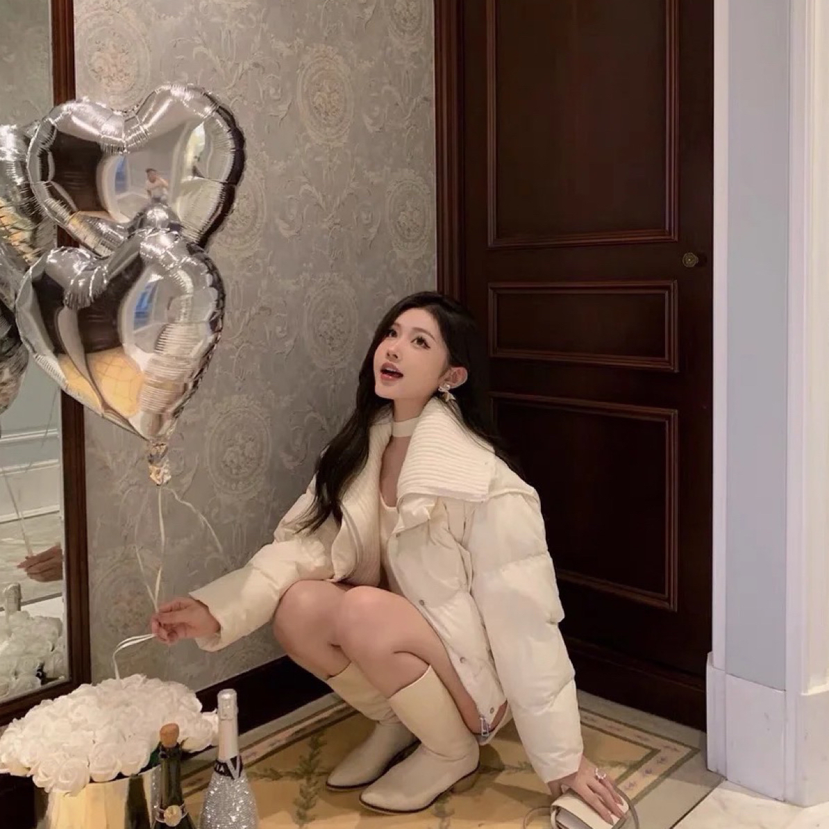 韩版纯色翻领短款羽绒服女秋冬小众设计感小个子外套