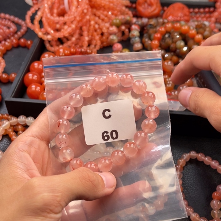 南红玛瑙未镶嵌多样性发货默认微瑕10mm