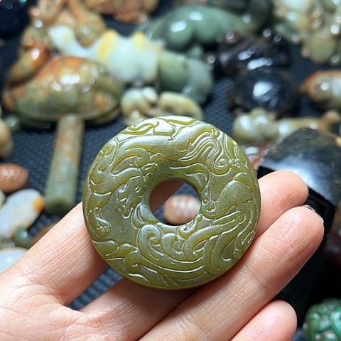 白玉菩提吊坠摆件