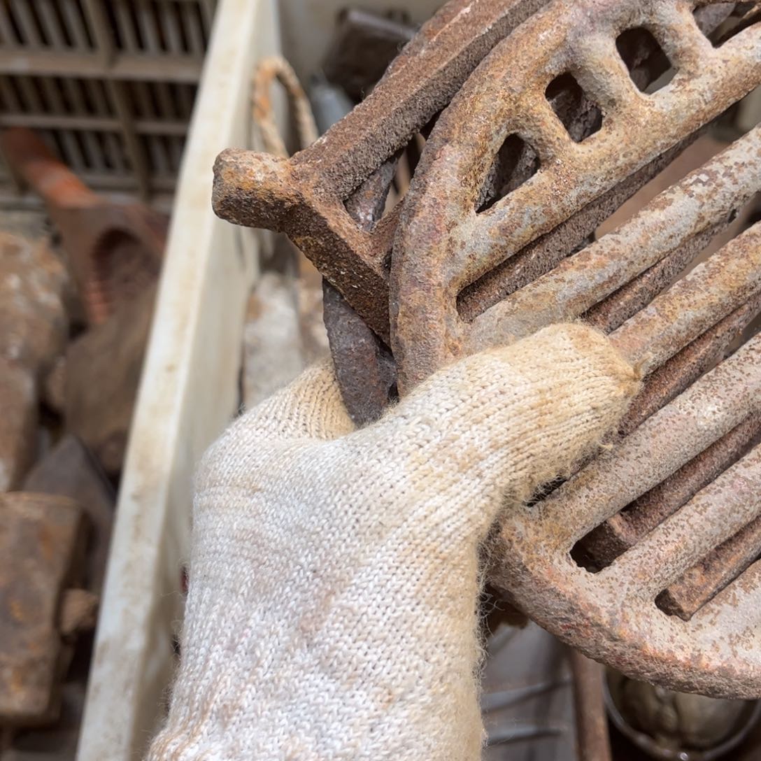 廬***堂一物一图，工艺品。