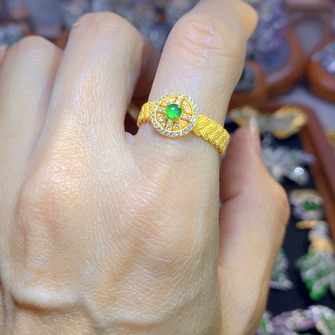 翡翠颈饰银S925镶嵌天然翡翠