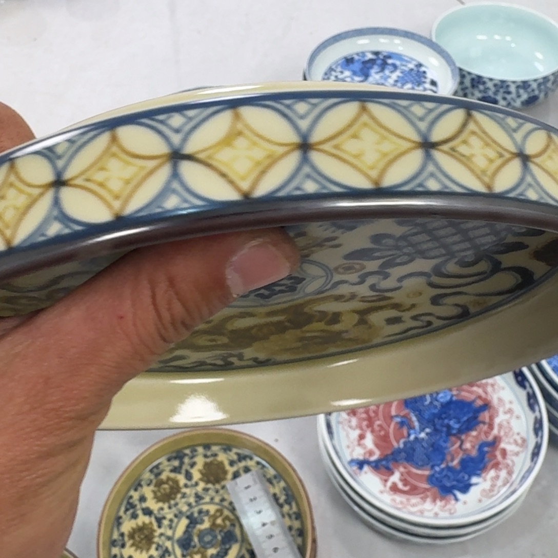 摆件釉里金狮子大壶承