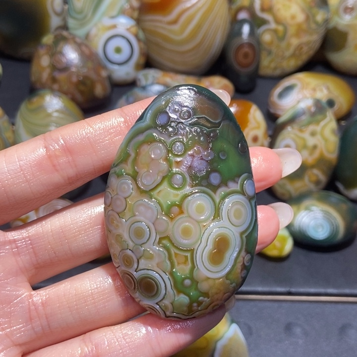 【闪购商品】未镶嵌玛瑙/玉髓珠宝奇石y