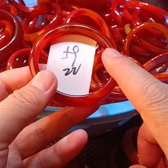玛瑙/玉髓未镶嵌手镯