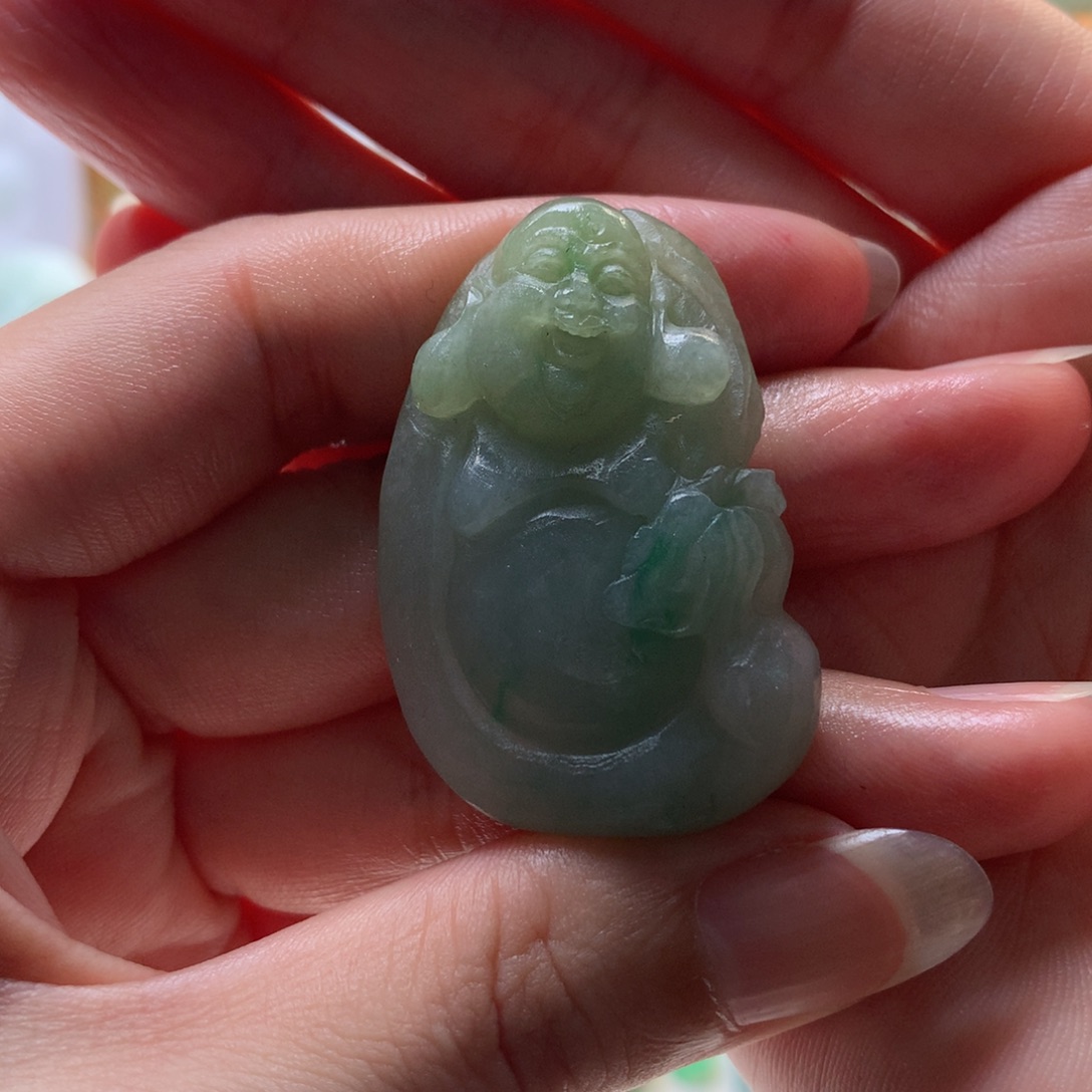 定制翡翠未镶嵌佛