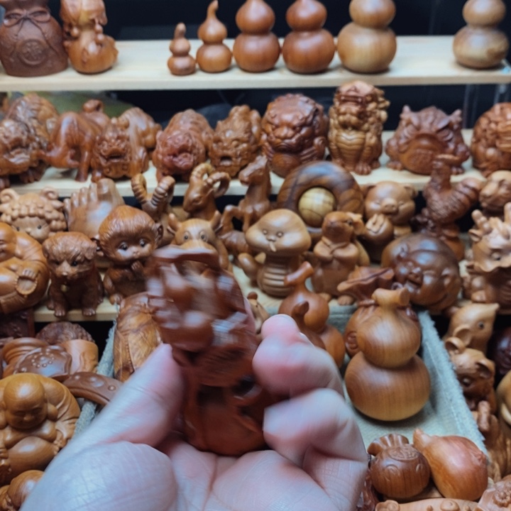 木质健***乐崖柏木雕。。。