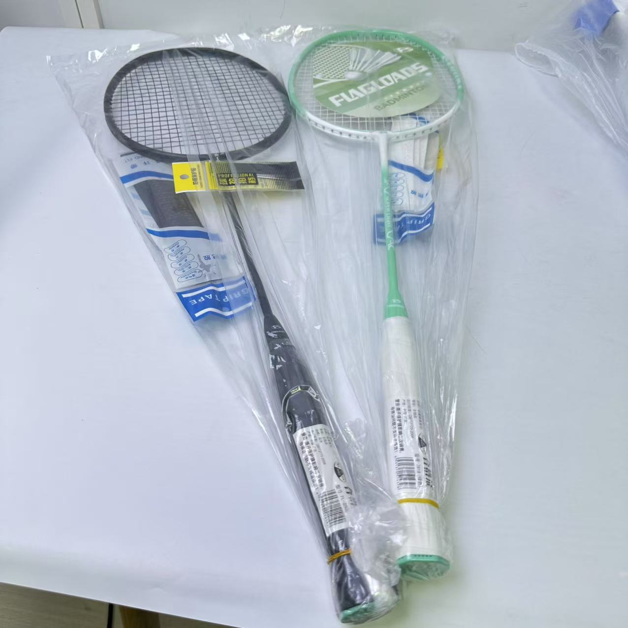 63984   羽毛球拍