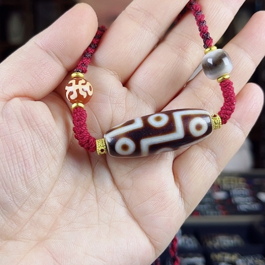 玛瑙/玉髓颈饰合金