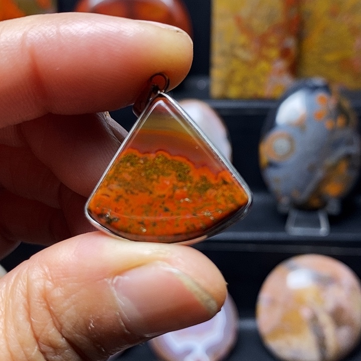 玛瑙/玉髓合金颈饰