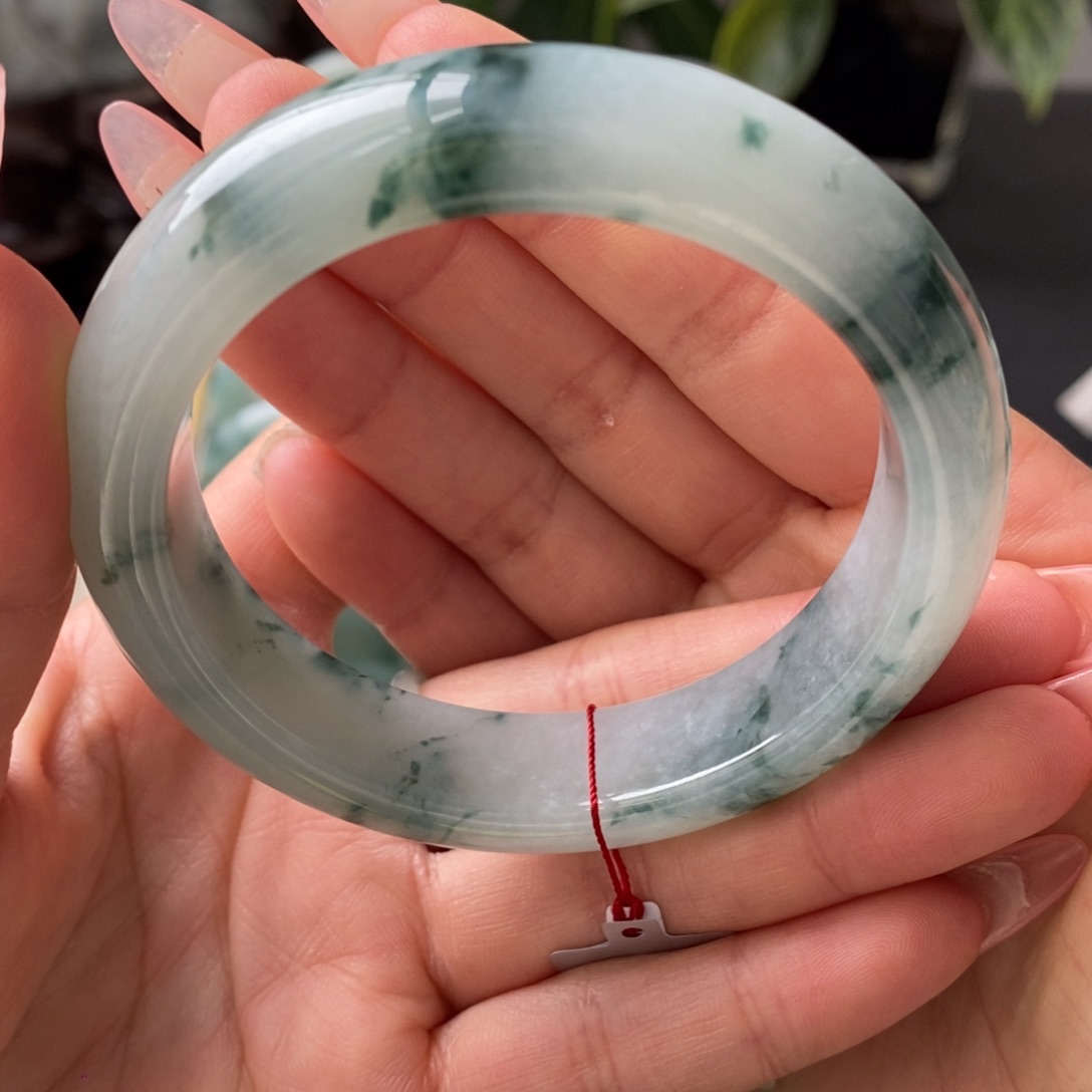 翡翠未镶嵌手镯天然