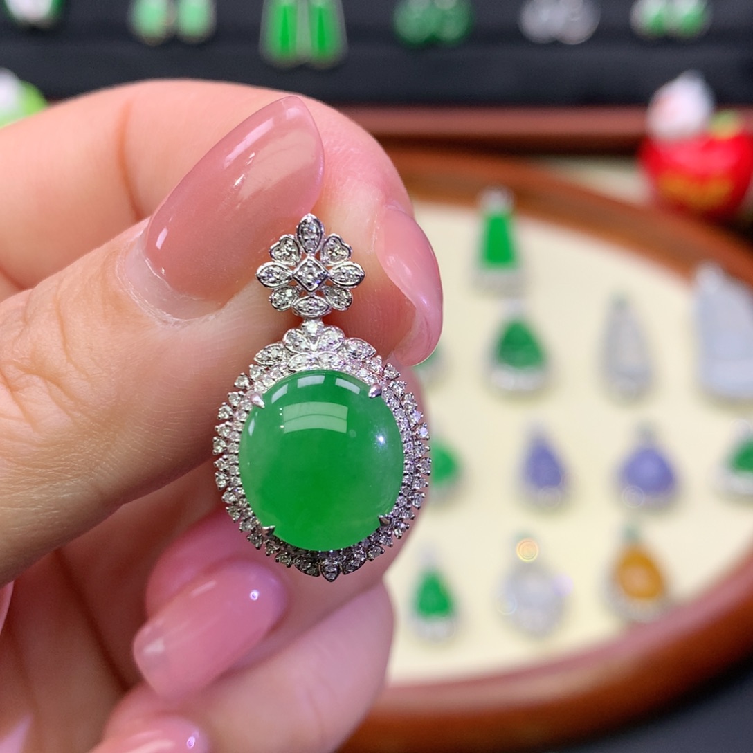 翡翠18K金镶嵌吊坠(不含链)