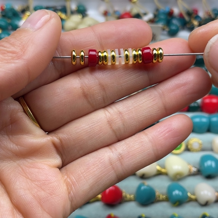 颈饰琉璃雪巴琉璃配饰珠