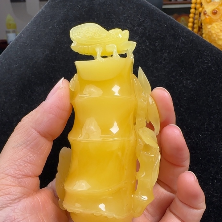 蜜蜡珠宝奇石未镶嵌