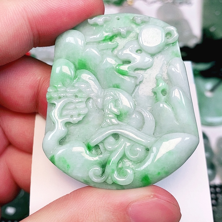 吊坠(不含链)未镶嵌翡翠