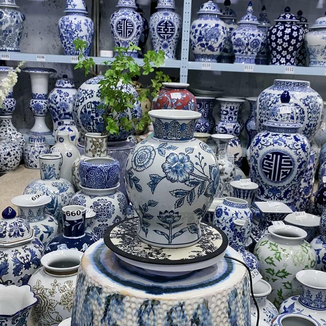 【闪购商品】摆件石榴瓶瓷器…………………………