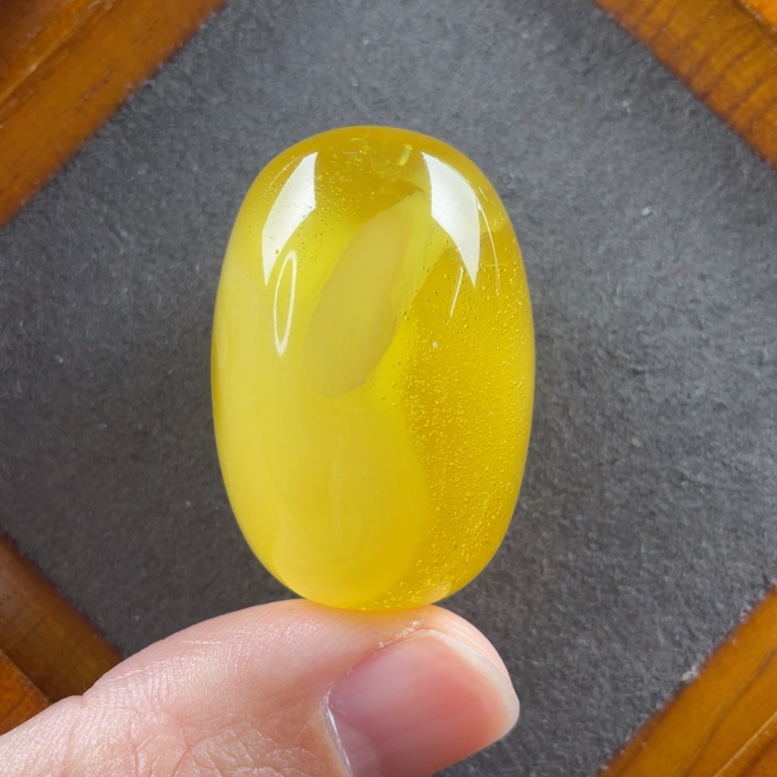 琥珀颈饰未镶嵌蜜蜡吊坠