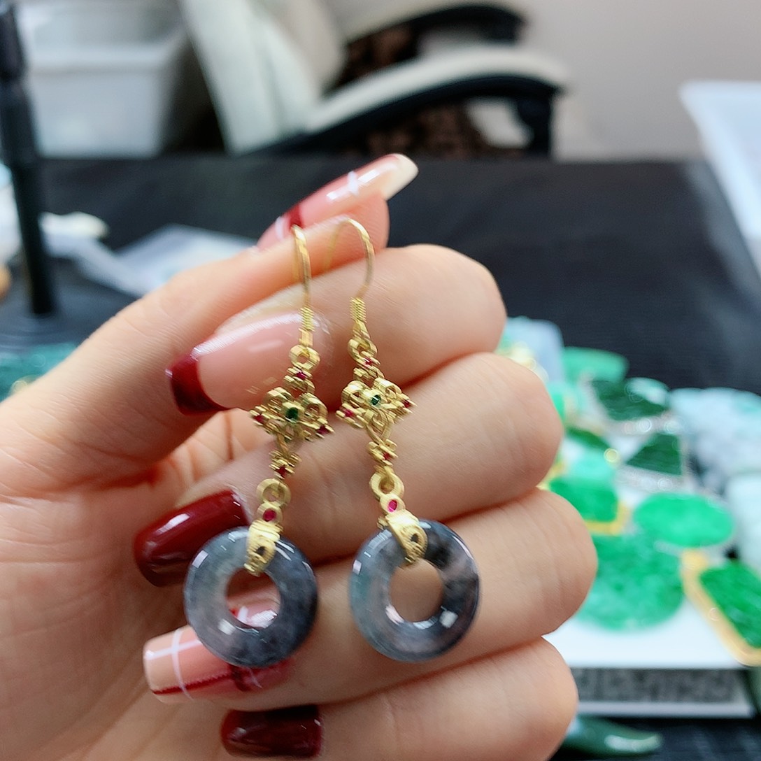 【闪购商品】翡翠耳饰未镶嵌多样性发货