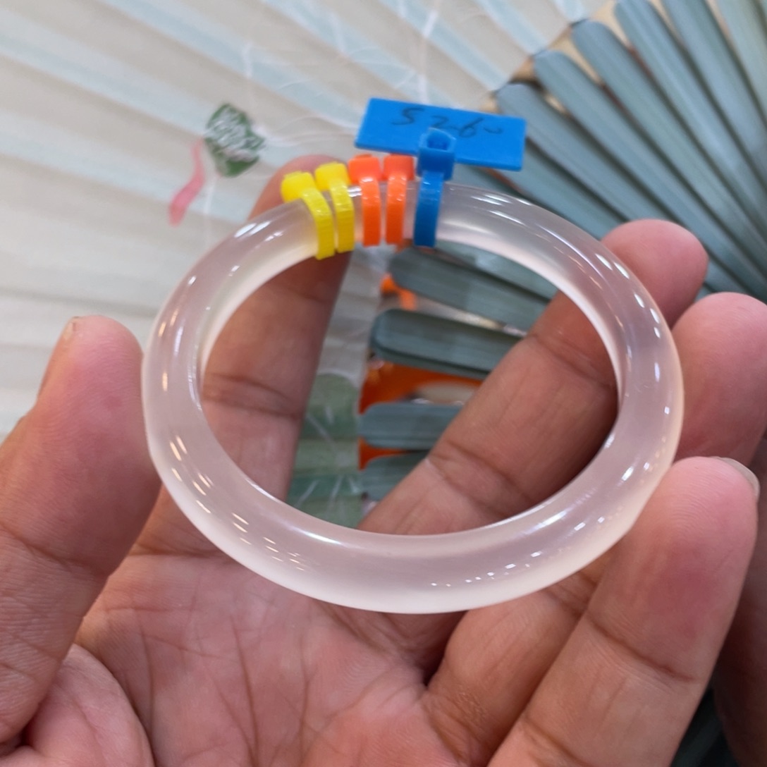 玛瑙/玉髓手镯未镶嵌L***^