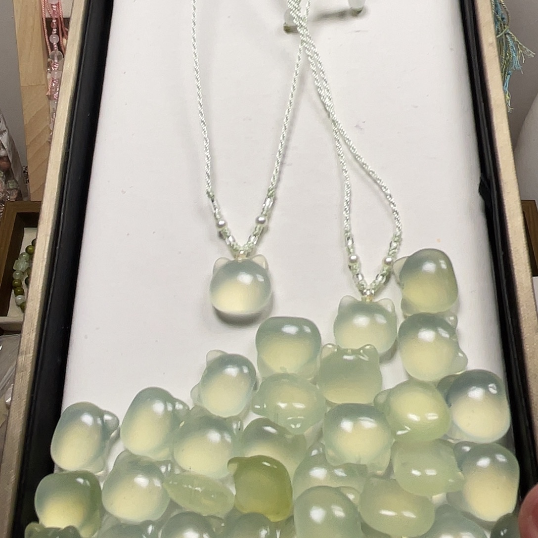 蛇纹石玉合金颈饰