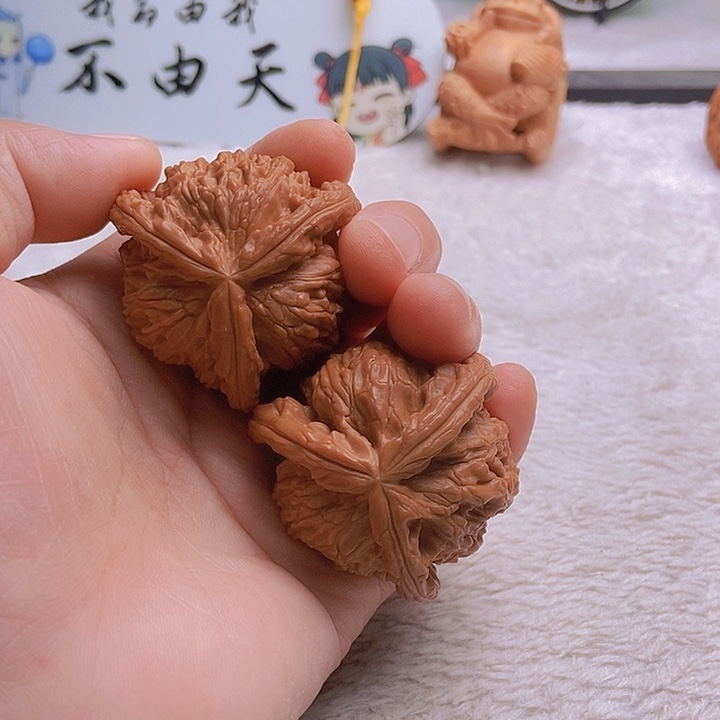 吊坠文玩核桃星****练三棱