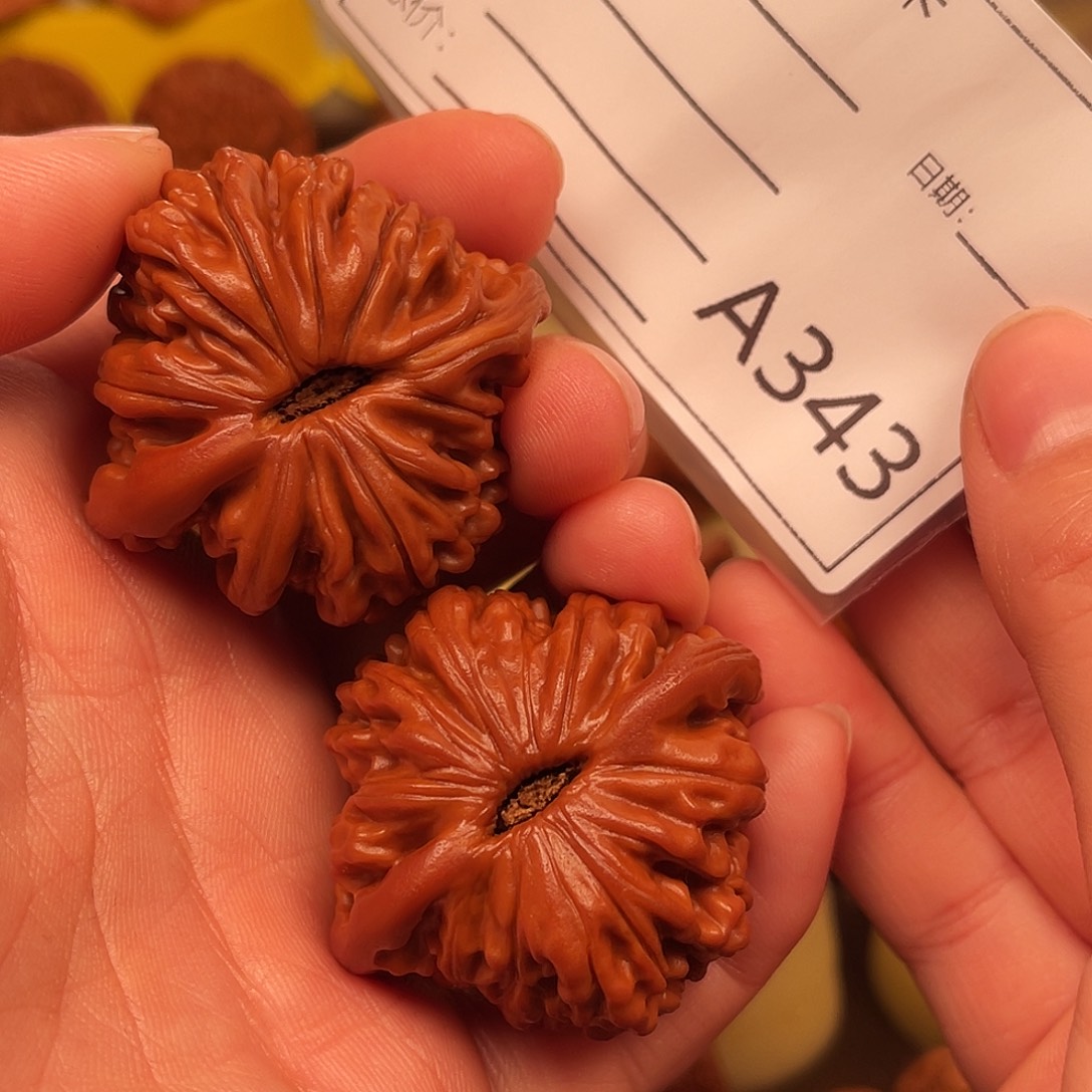 j***e文玩核桃吊坠楼子楼子