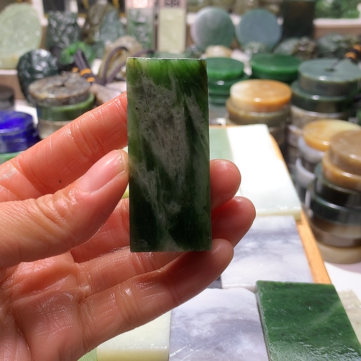 和田玉未镶嵌珠宝半成品