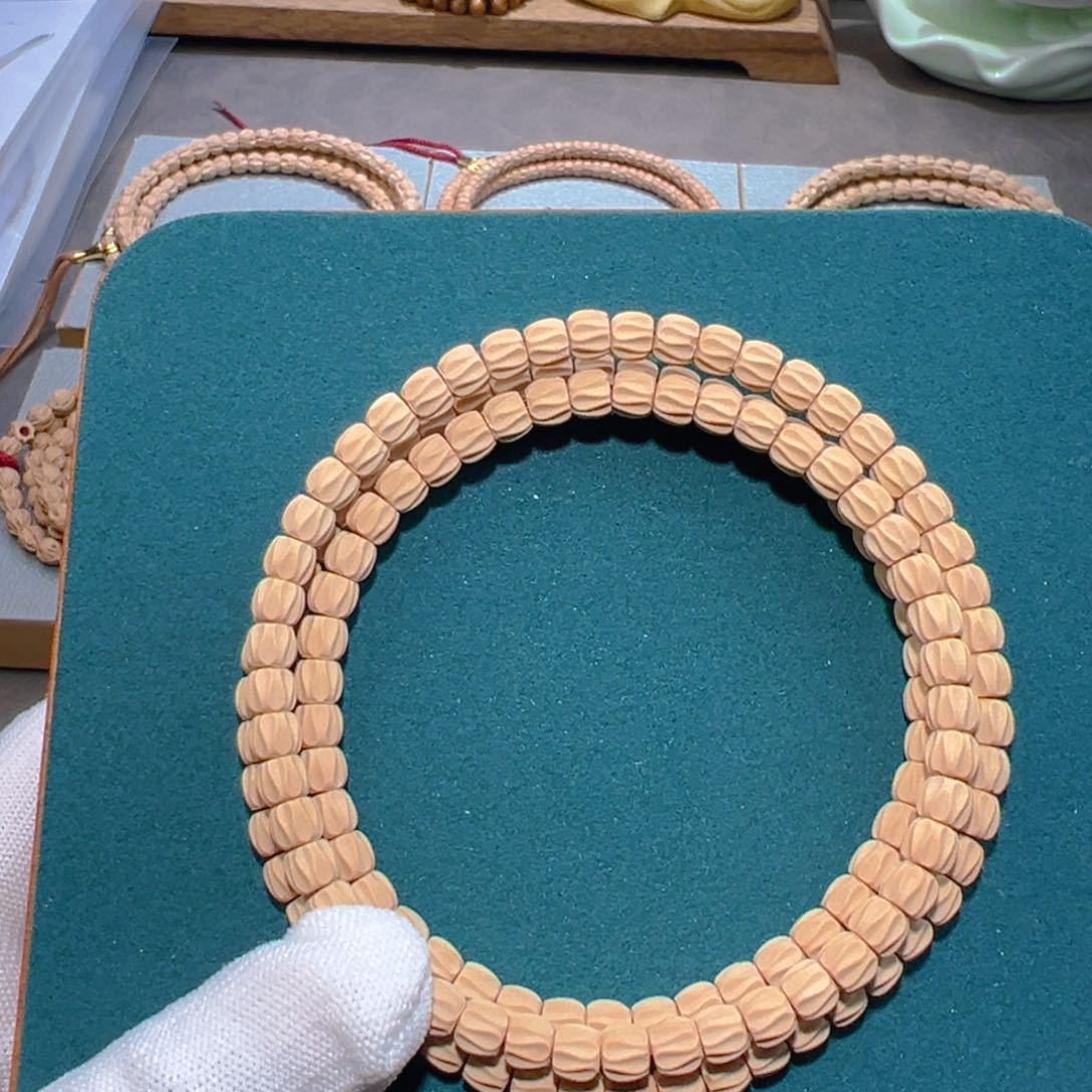 吊坠柏香籽/百香籽迪*呀顺鬼