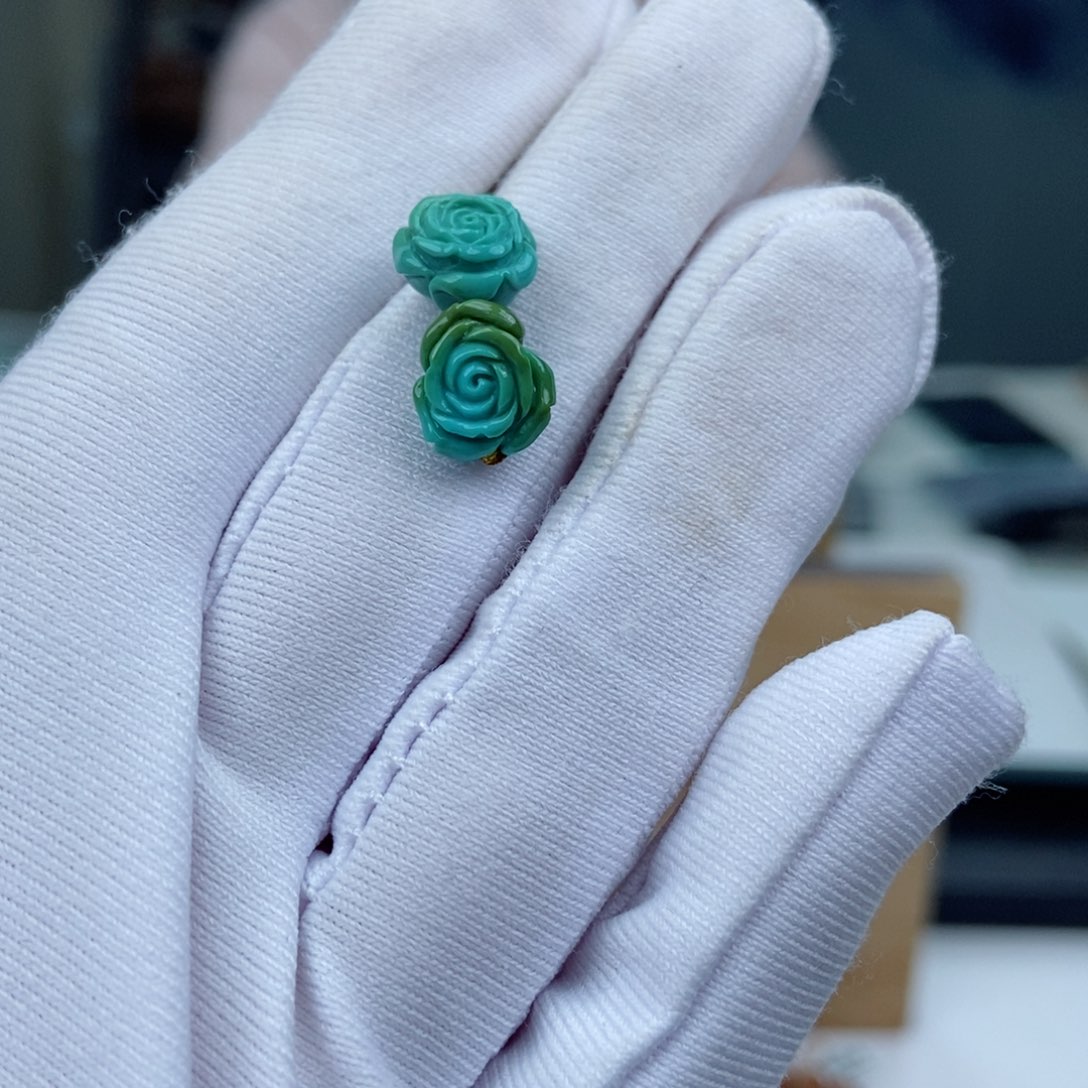 未镶嵌绿松石珠宝奇石