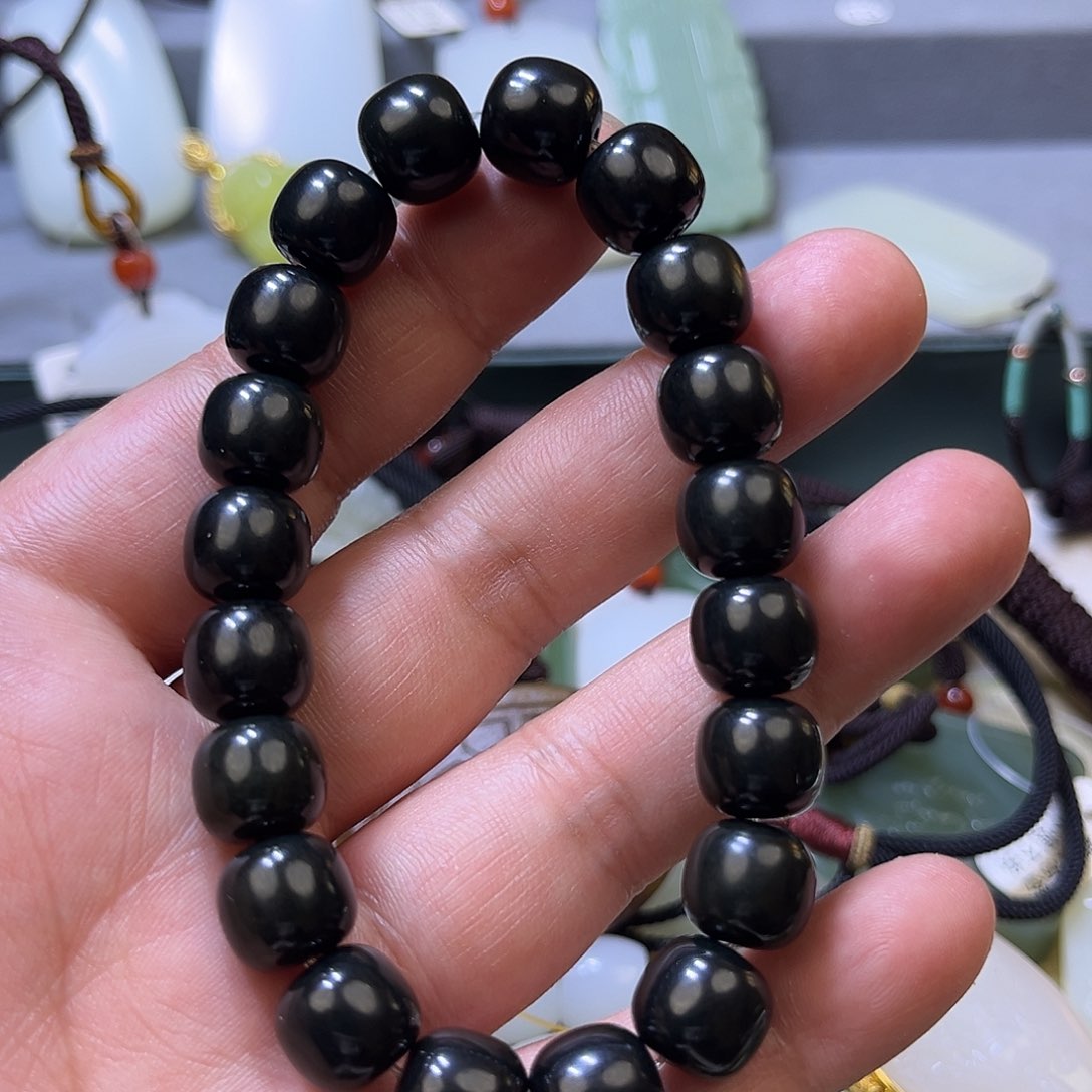 和田玉手链未镶嵌