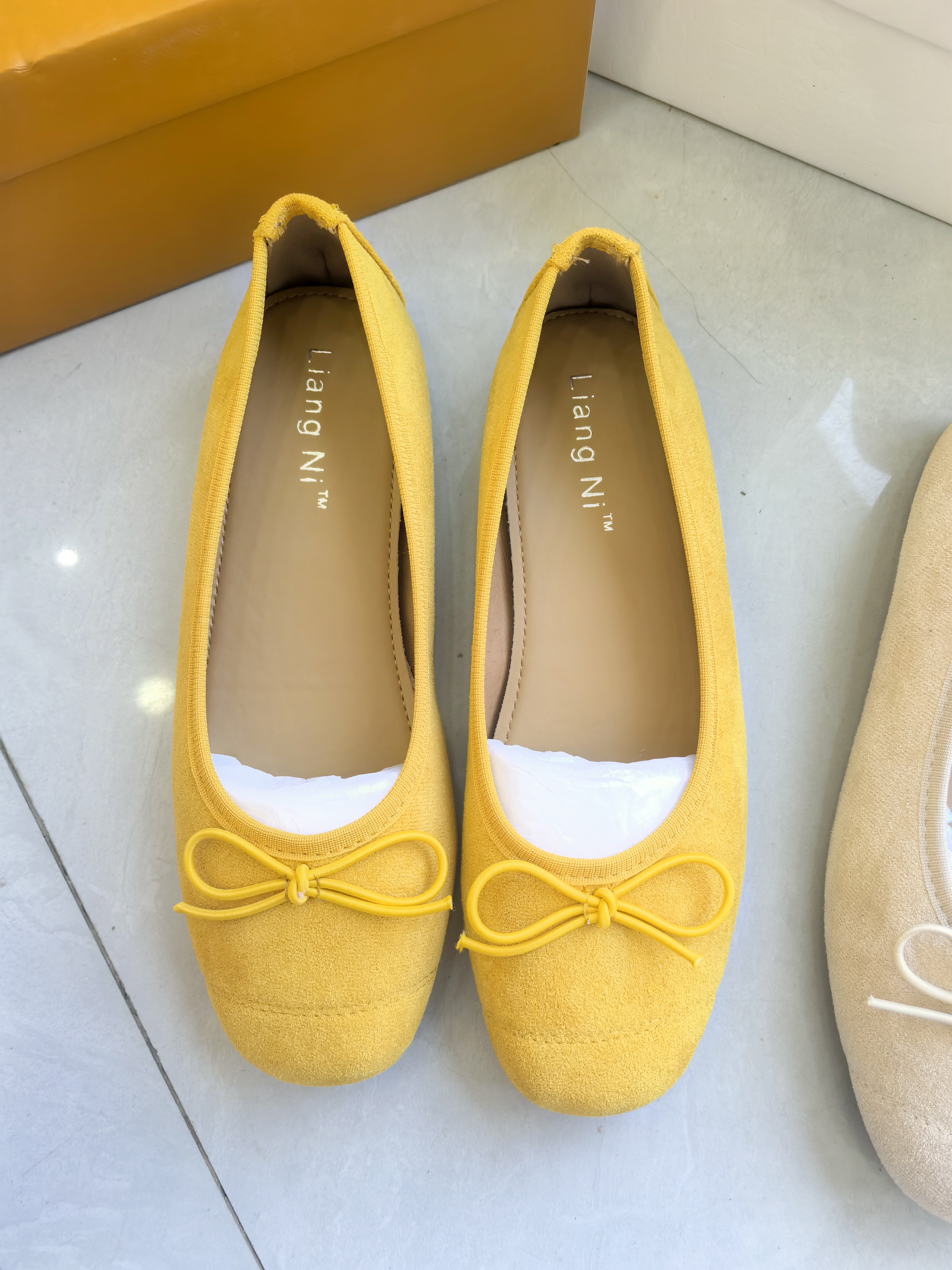 （优优鞋店）彩色浅口鞋