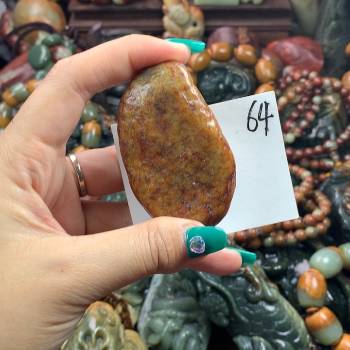 岫岩河磨玉（透闪石质玉）把件未镶嵌