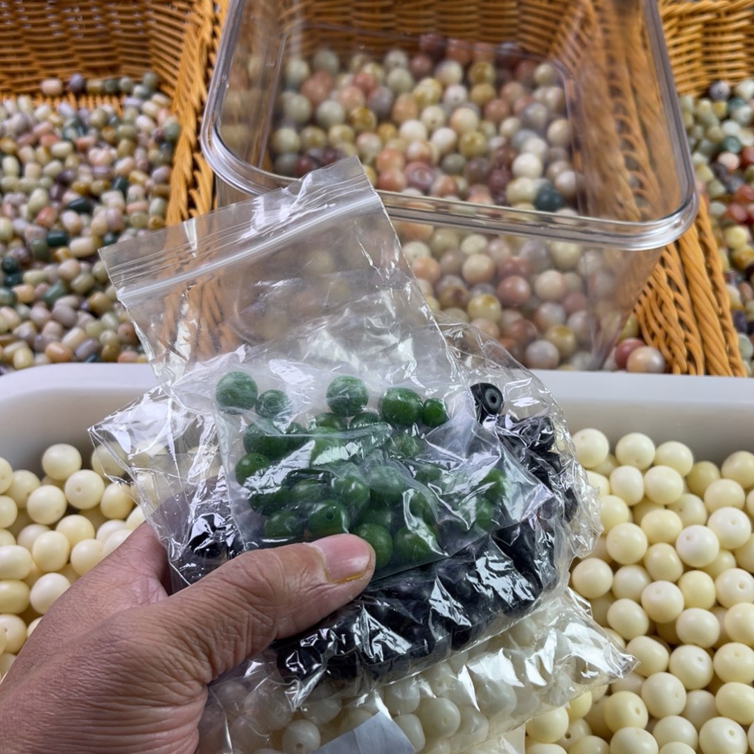 *****白玉菩提吊坠瑕疵拼