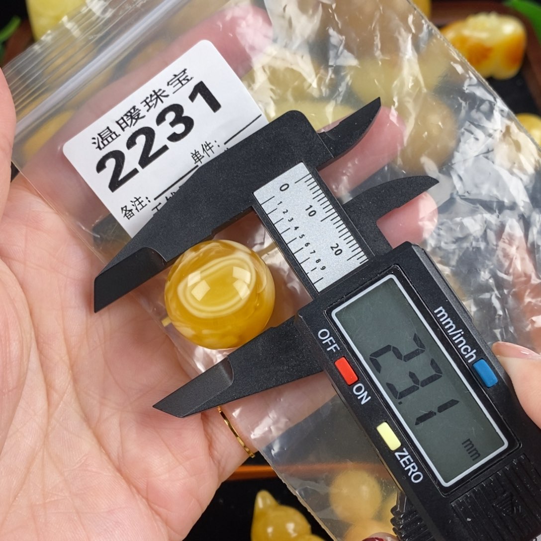 琥珀未镶嵌珠宝奇石裸石