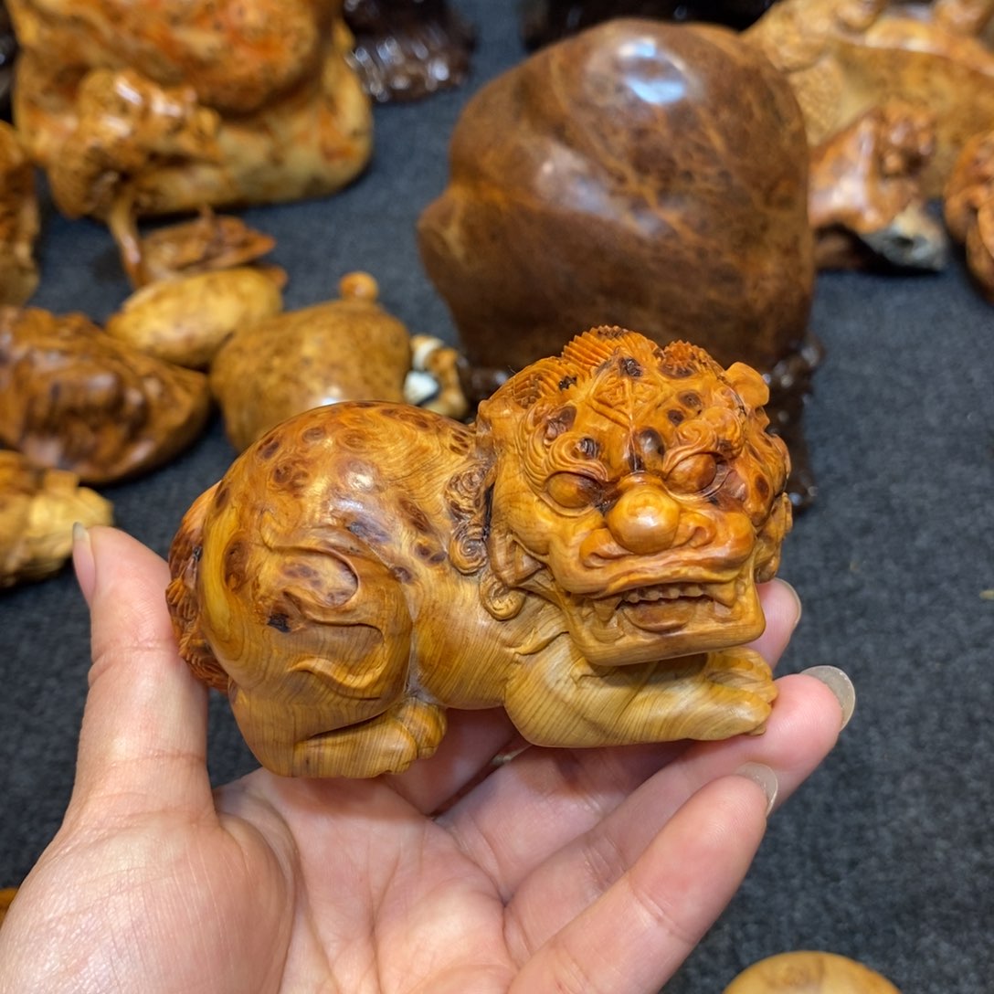 柏木（崖柏）山****于太行精品陈化黑金瘤疤貔貅