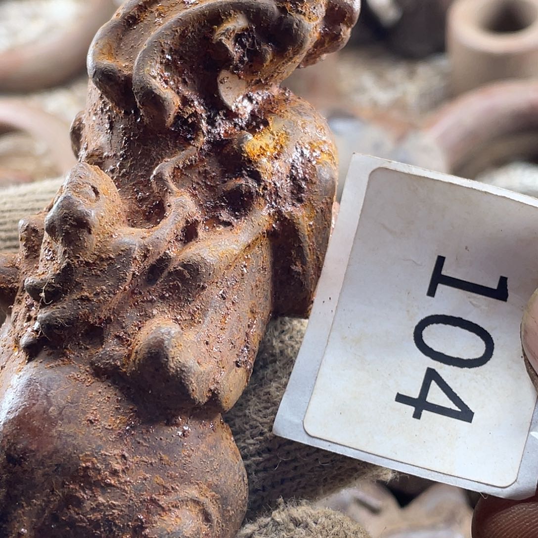 兰***人和田玉（糖玉）未镶嵌挂件