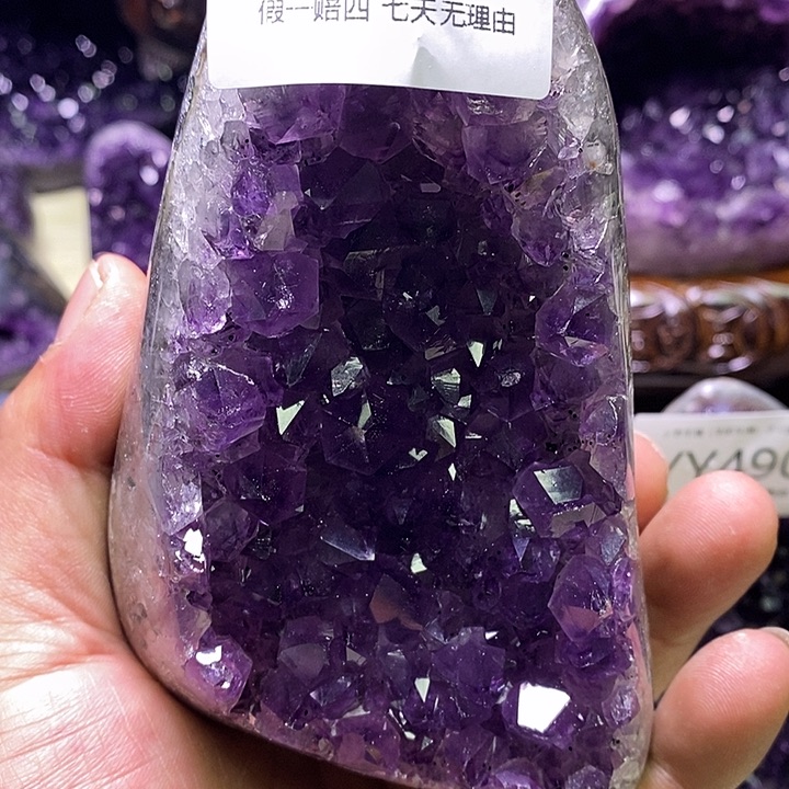 水晶天然水晶家居办公摆件未镶嵌建**哥