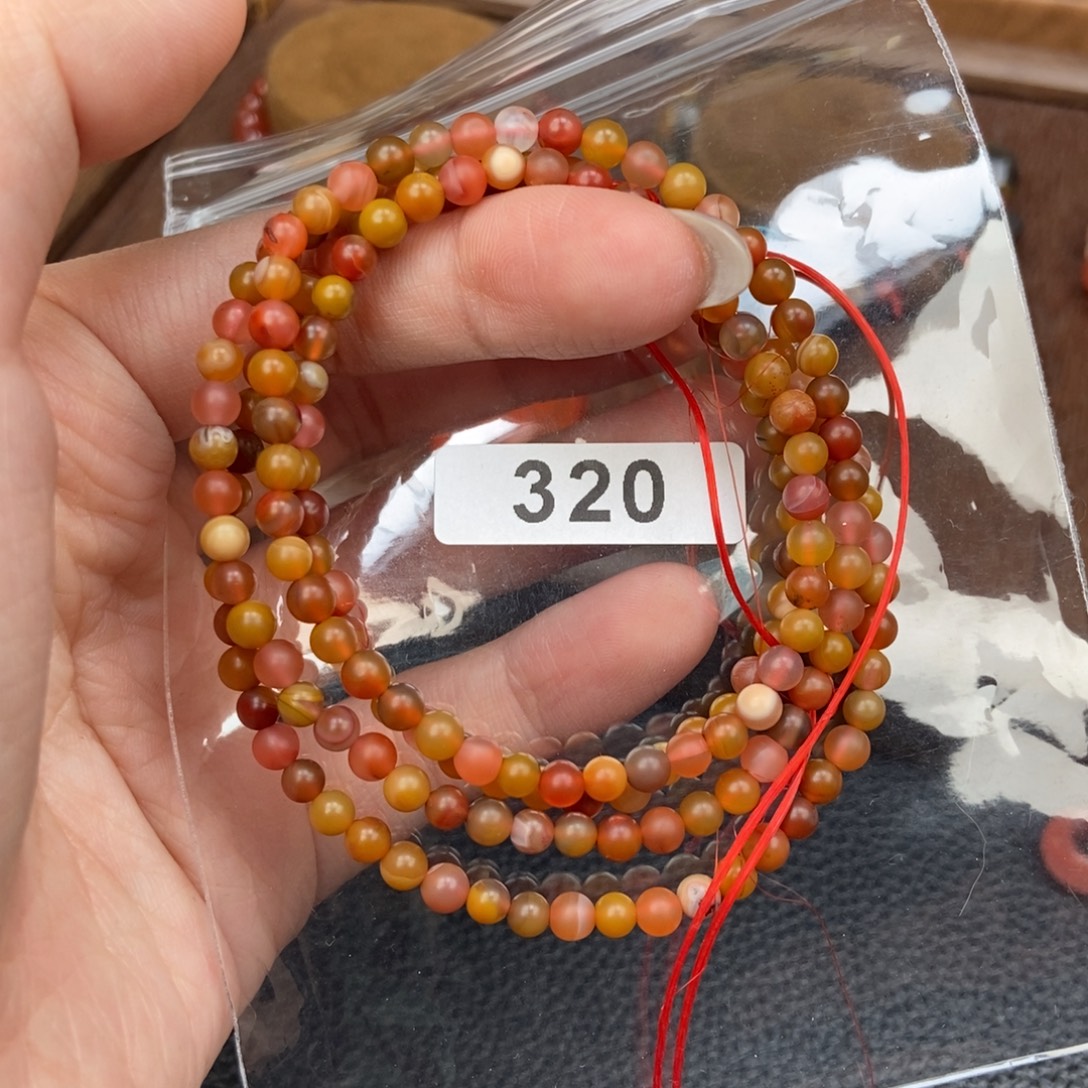 南红玛瑙未镶嵌手链卡4.3