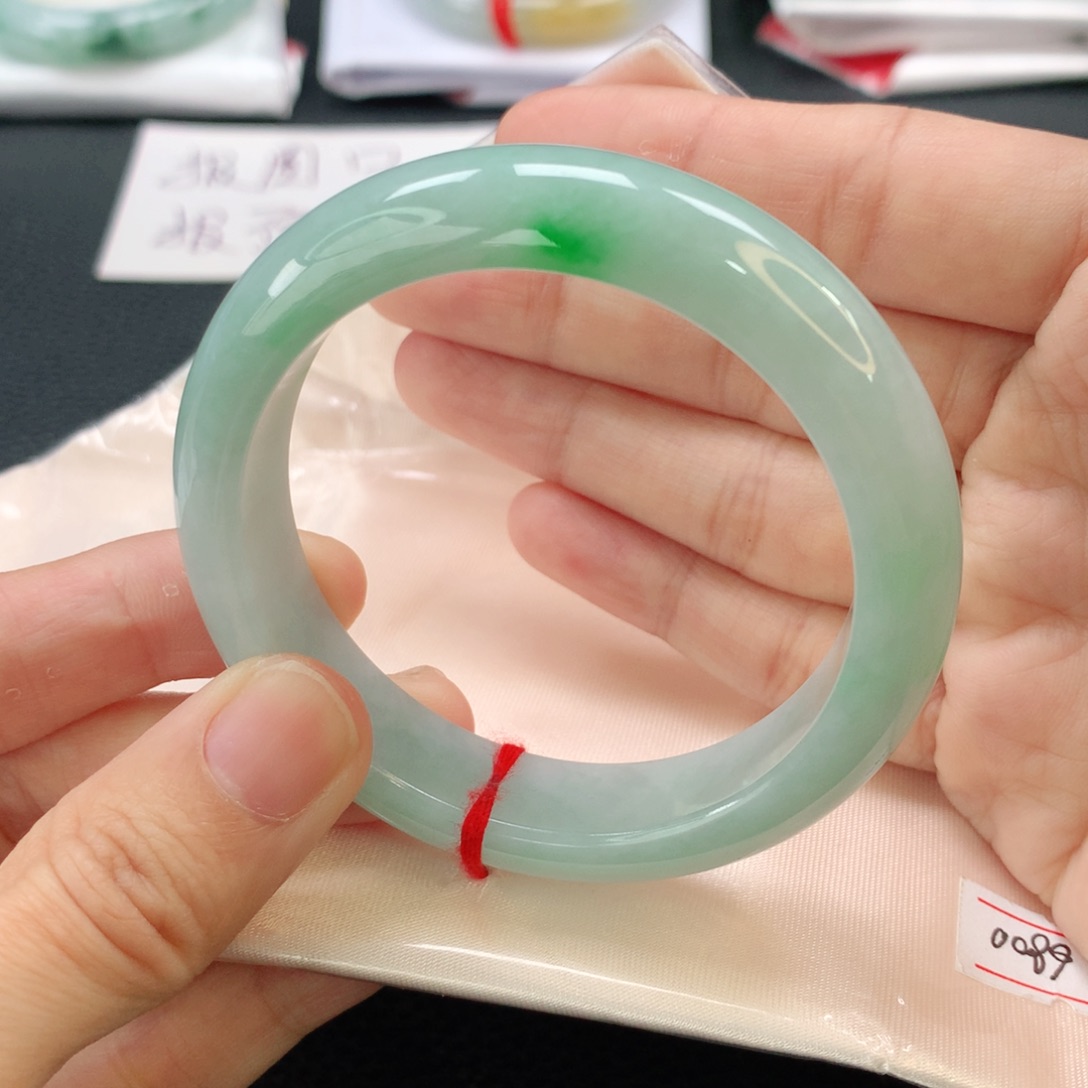 翡翠手镯未镶嵌缅甸53