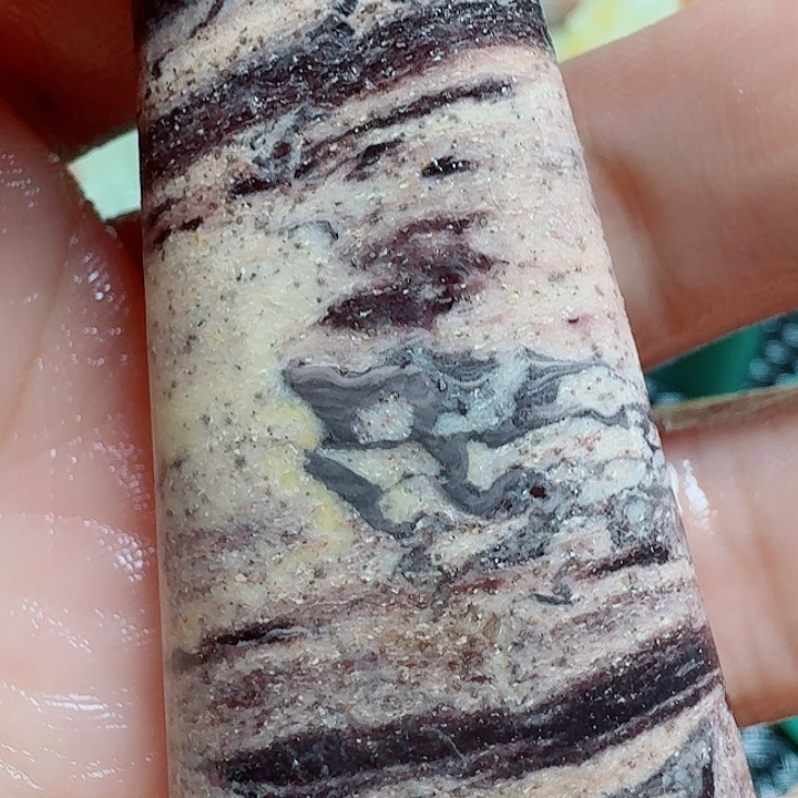 老挝石真最终选择