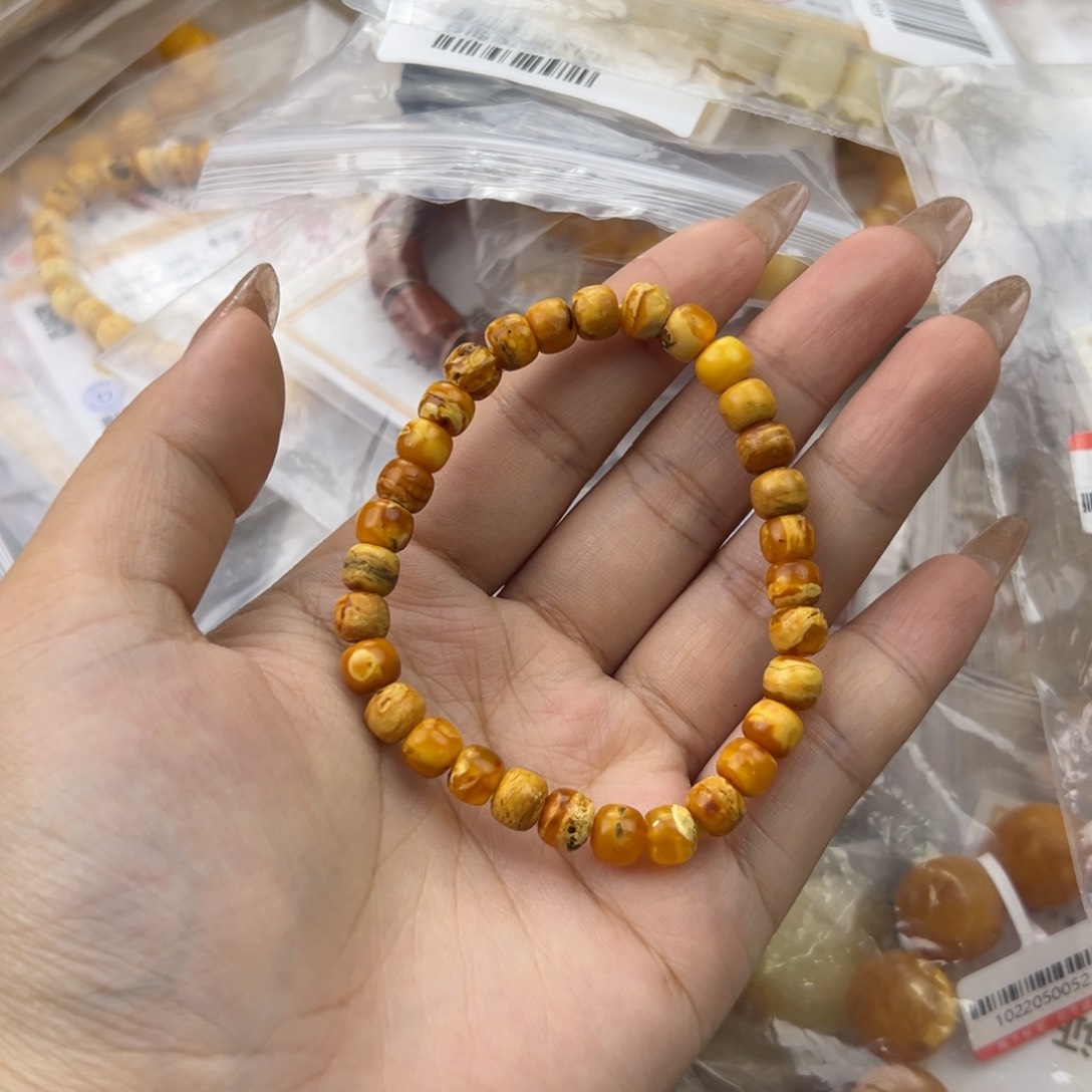 琥珀珠宝奇石未镶嵌