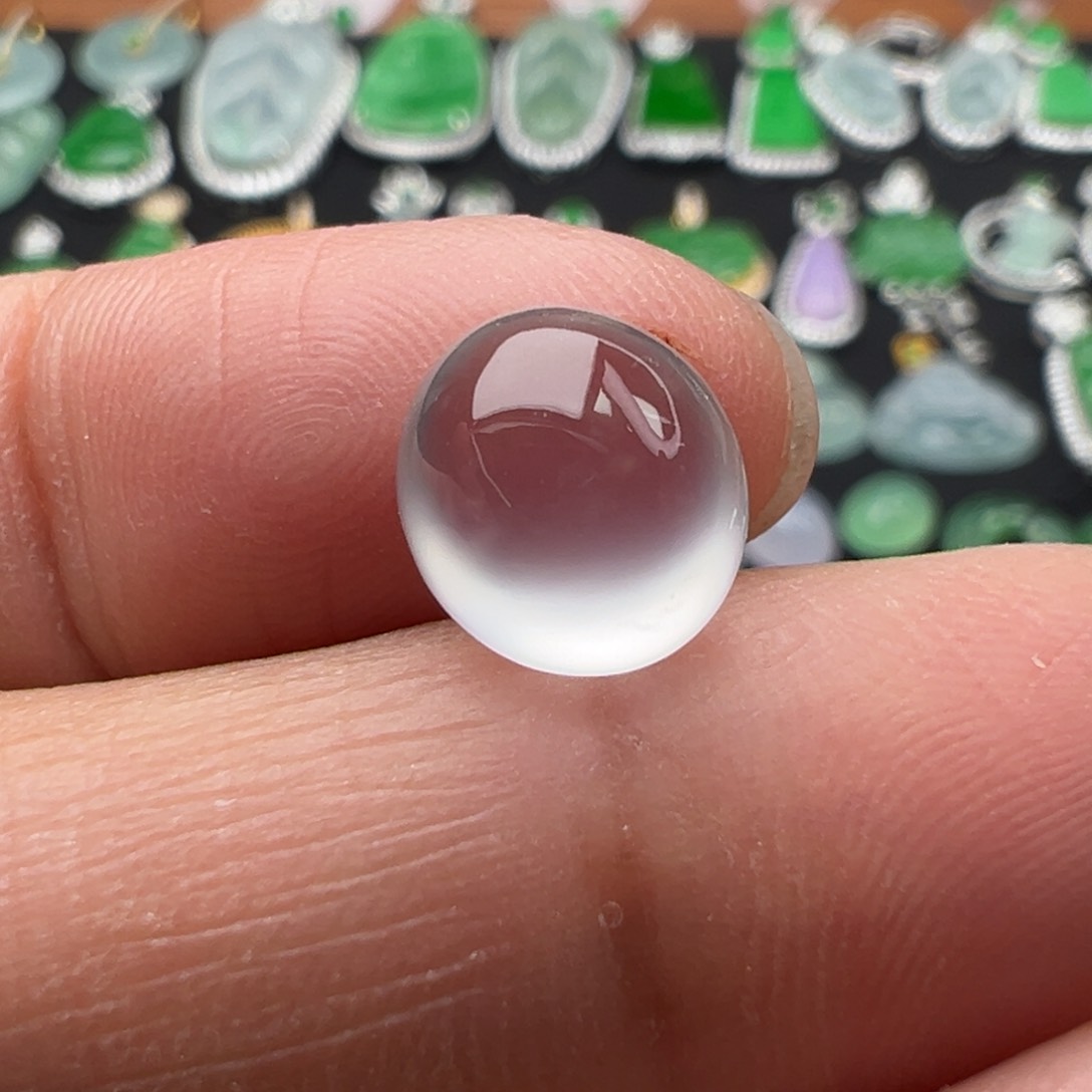 翡翠颈饰未镶嵌蛋9.6