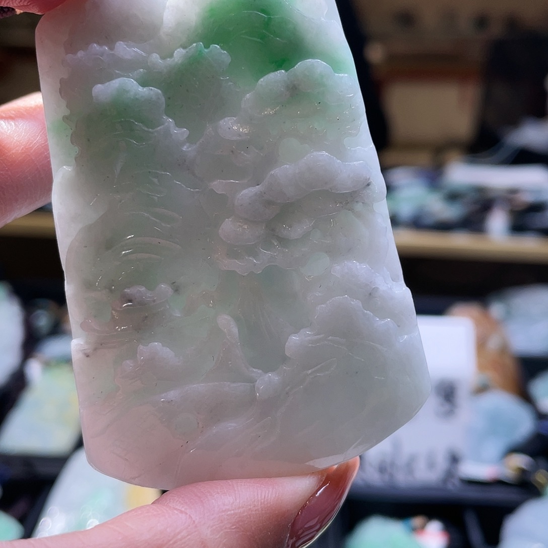 翡翠颈饰未镶嵌一个