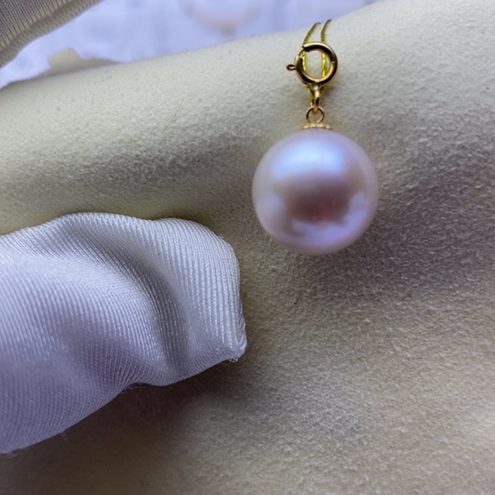 淡水珍珠吊坠(不含链)18K金镶嵌