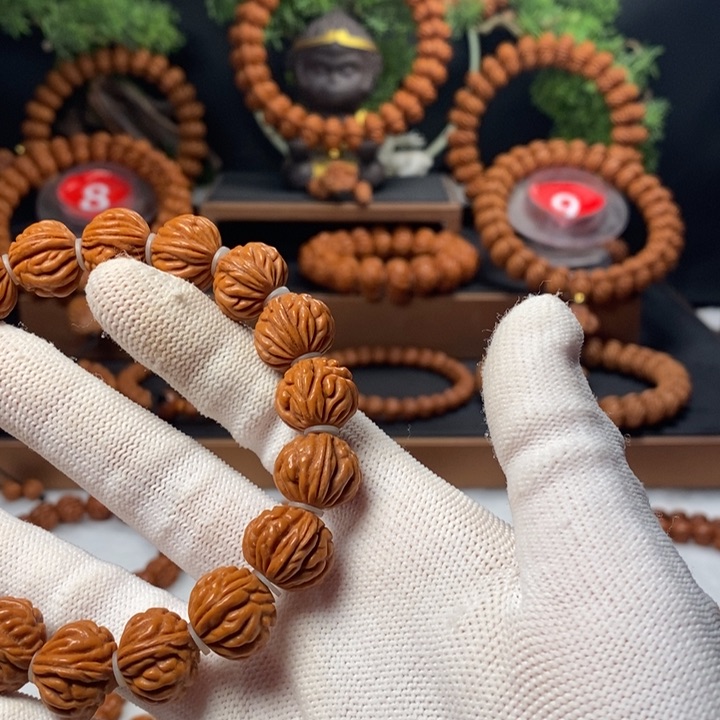 桃核吊坠秦岭龙纹