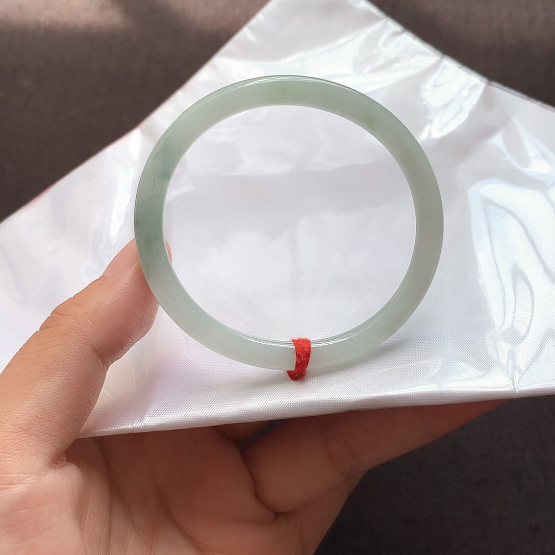 翡翠手镯未镶嵌53贵妃