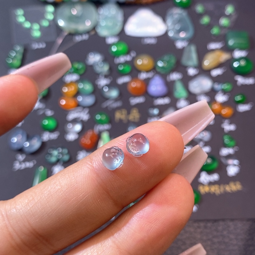 【闪购商品】翡翠挂件未镶嵌金