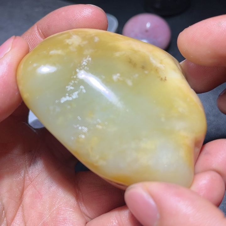 和田玉未镶嵌珠宝奇石