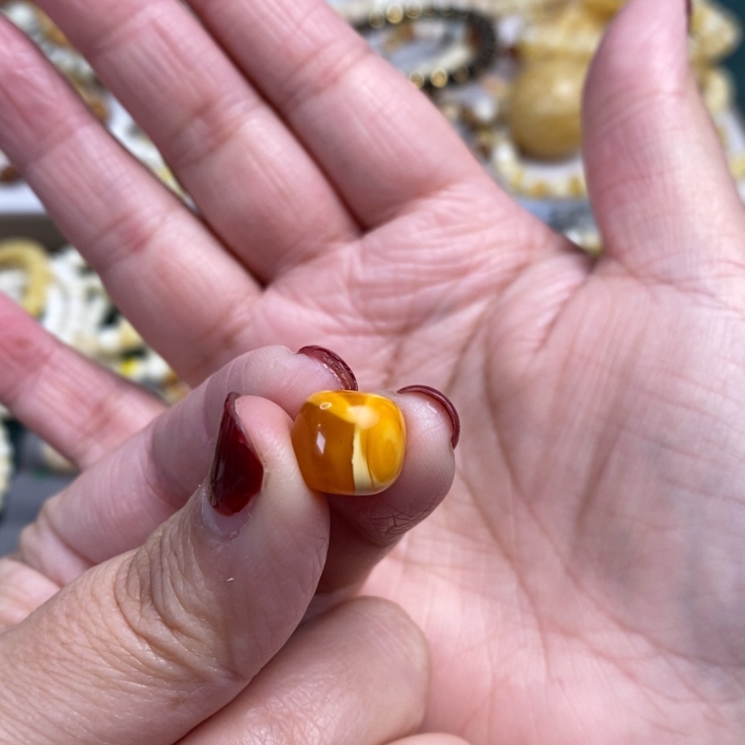 琥珀裸石未镶嵌老花蜡老型单珠10.5