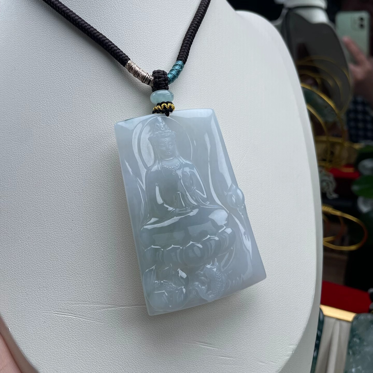 天然A货缅甸翡翠生肖守护神吊坠